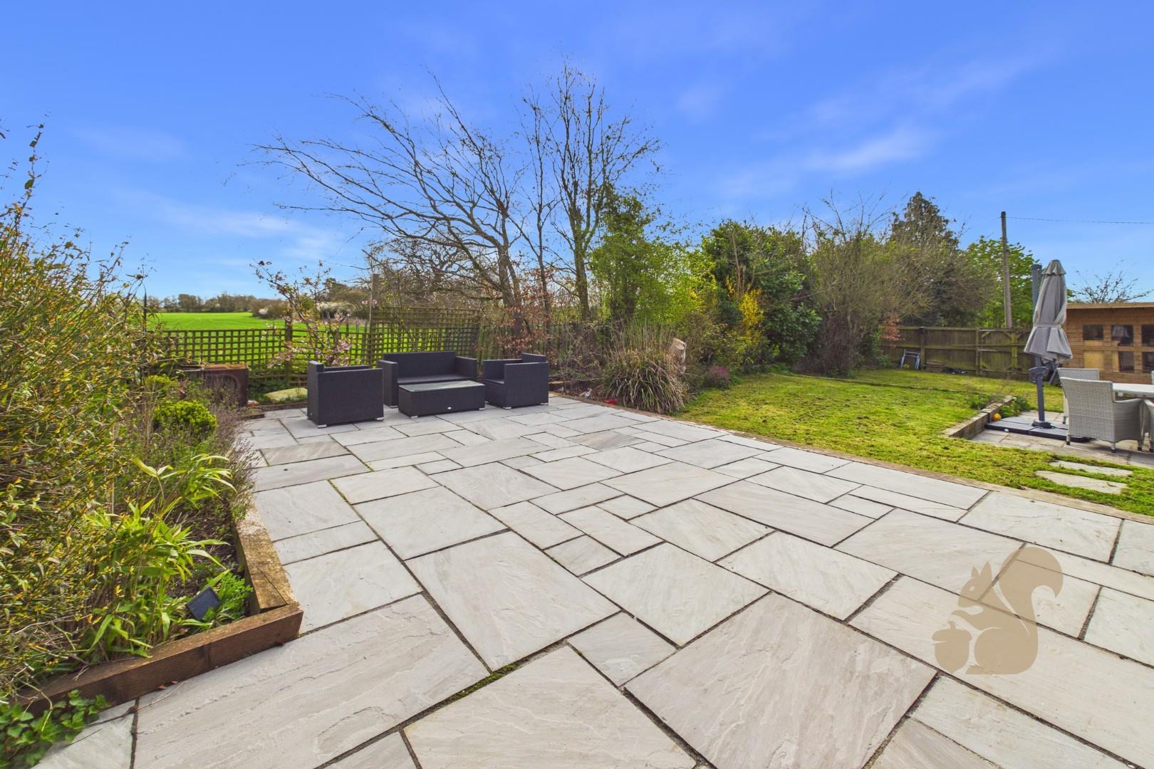 Patio & Garden